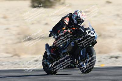 media/Dec-07-2025-CVMA (Sun) [[3e7d2de5dc]]/Race 8-Middleweight Shootout/